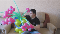 Ваза с цветами из круглых шаров и шаров для моделирования (видеоурок) Ваза с цветами из круглых шаров и шаров для моделирования (видеоурок)